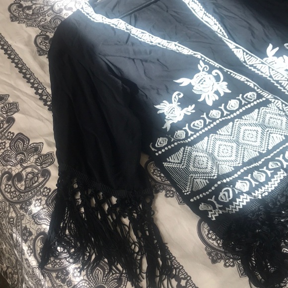 Lryia Sheer Open Front Cardigan - Picture 5 of 5